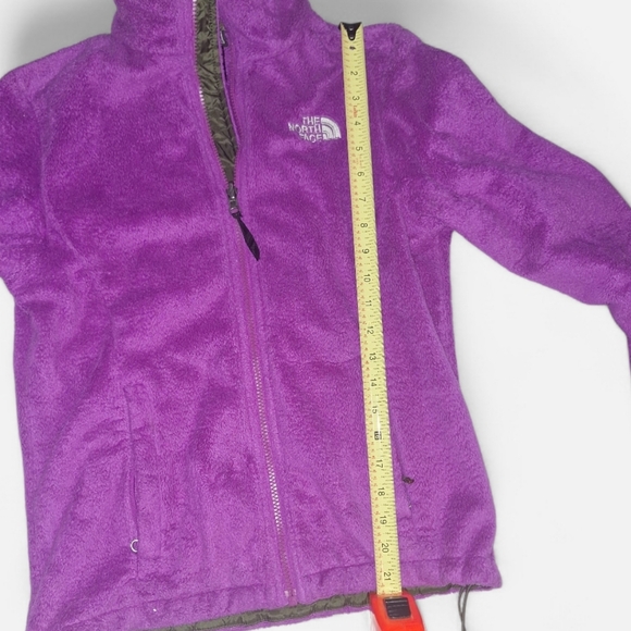The North Face Purple Fleece Jacket - Picture 3 of 8